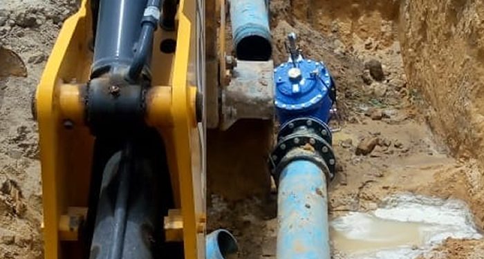 SAAE instala válvulas para evitar danos à rede