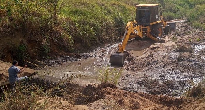 SAAE realiza limpeza de barragens em Barra do Ariranha